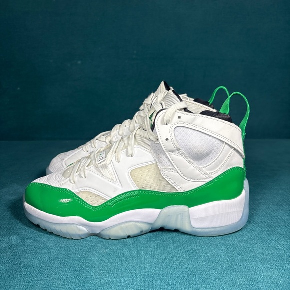 Jordan Jumpman Two Trey Sz 7U Wmns Sz 8.5 Basketball Lucky Green